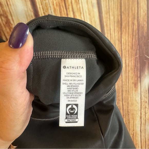 Athleta Women’s All Over Gleam Tight Faux Leather Arbor Olive Leggings Size XS - Picture 11 of 12